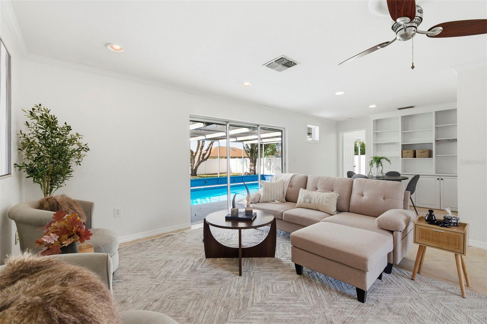 Image 8 of 54 For 4225 Dristol Avenue