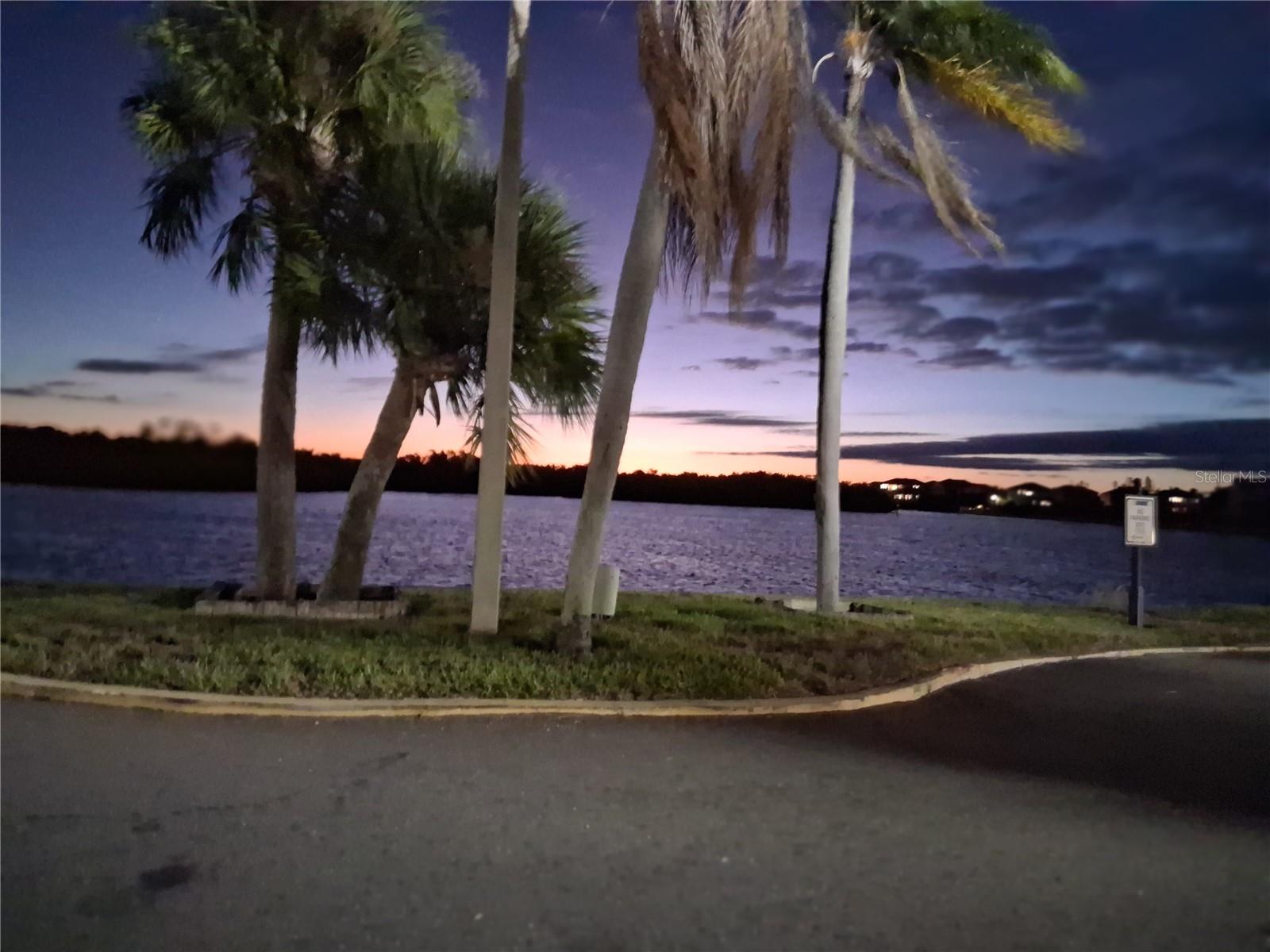 Image 7 of 21 For 611 B Destiny Drive