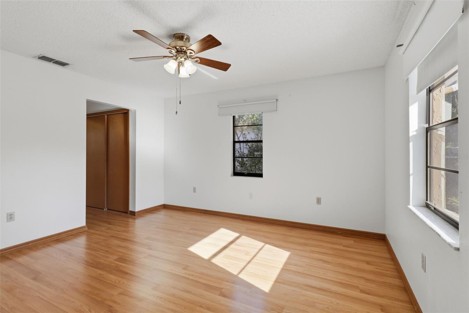 Image 10 of 25 For 12824 Lake Tree Lane