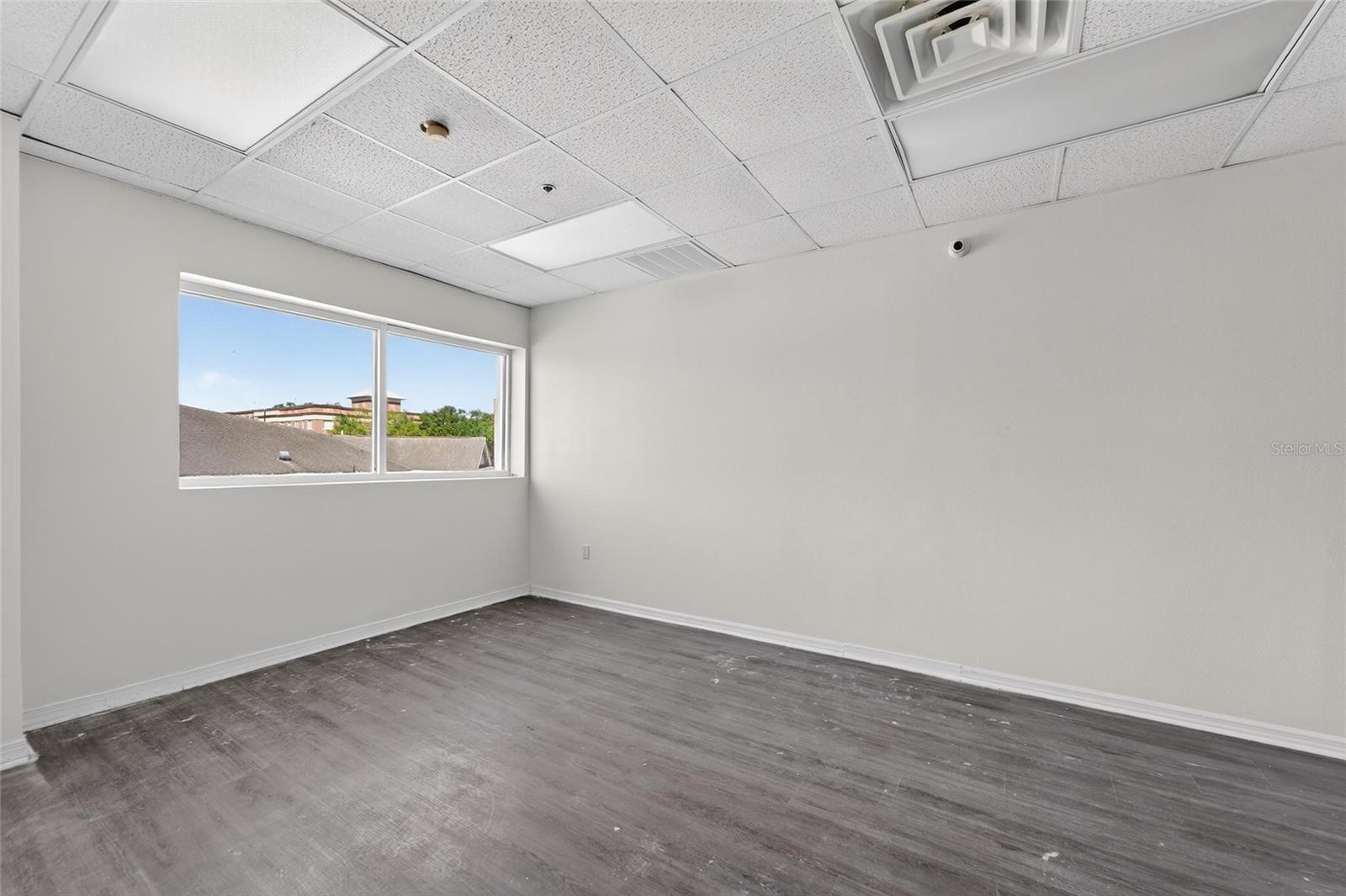 Image 22 of 44 For 106 Evers Street