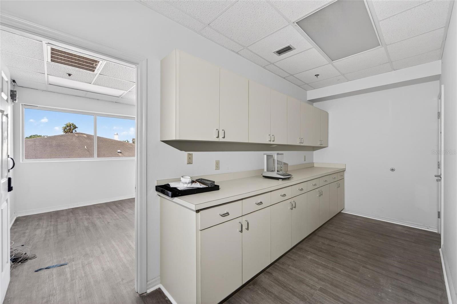 Image 24 of 44 For 106 Evers Street