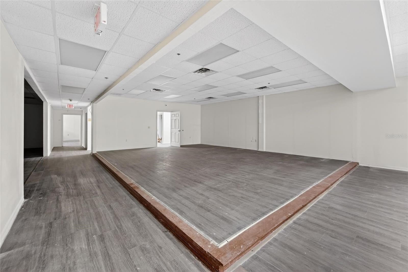 Image 32 of 44 For 106 Evers Street