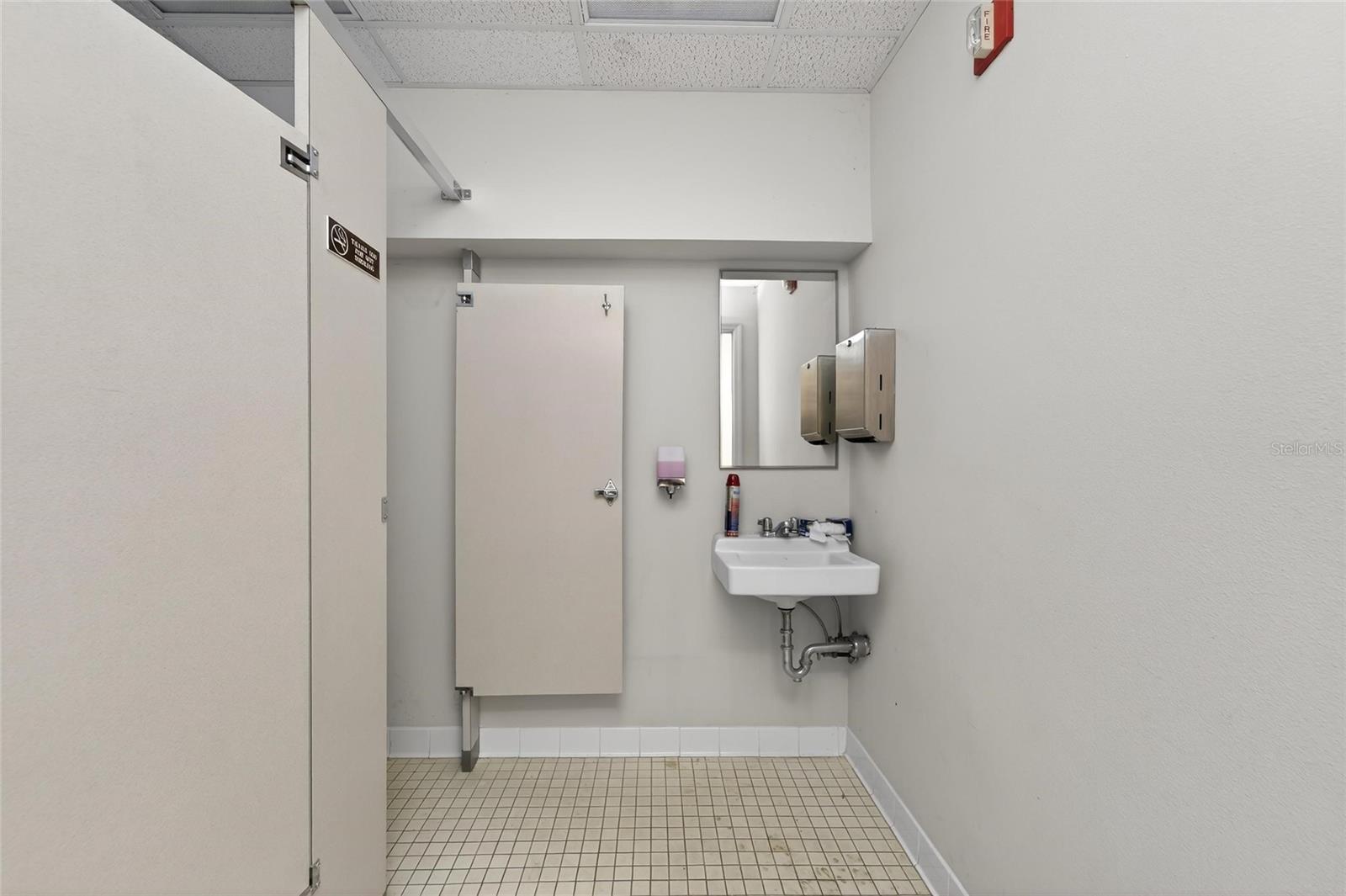 Image 38 of 44 For 106 Evers Street