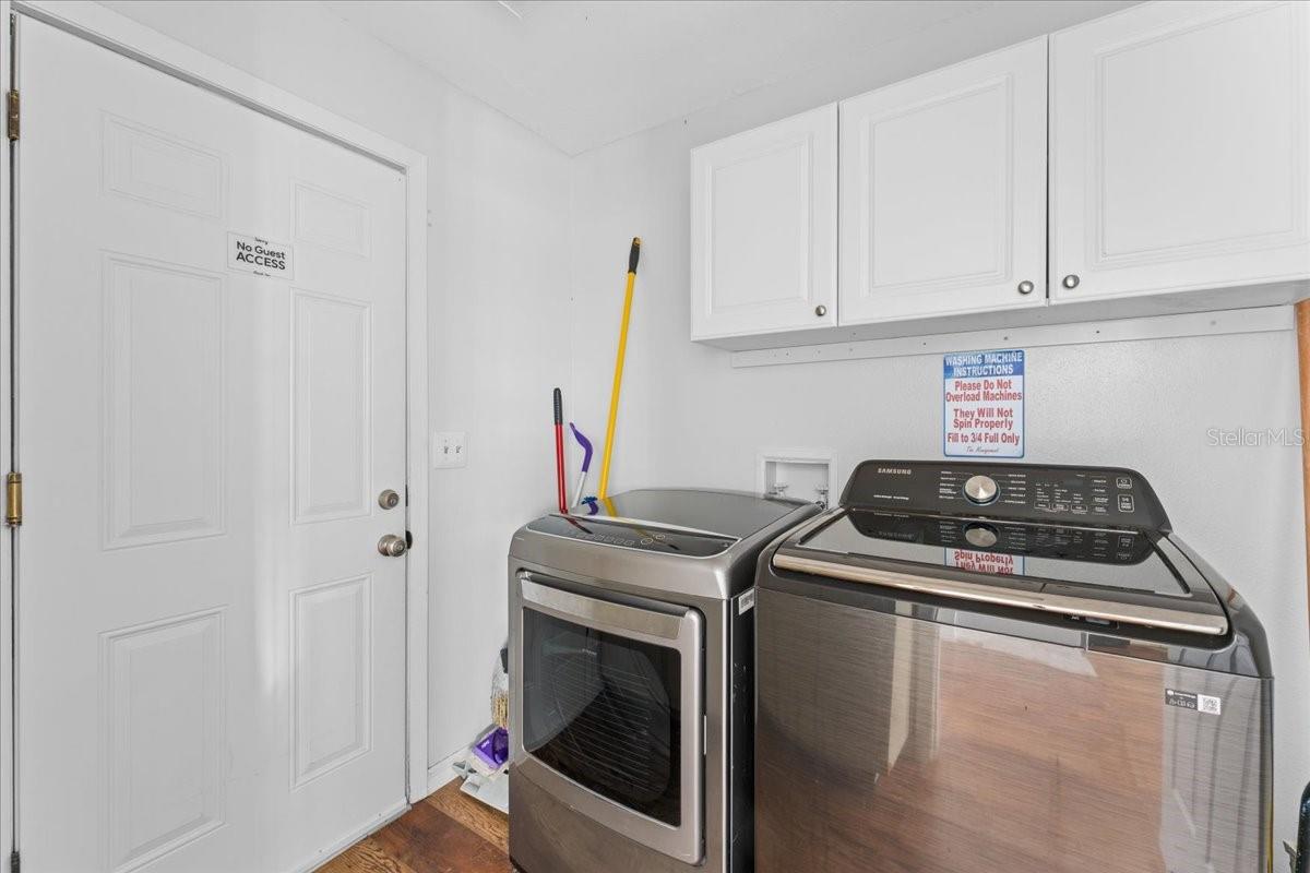 Image 16 of 42 For 905 Stratford Manor Drive