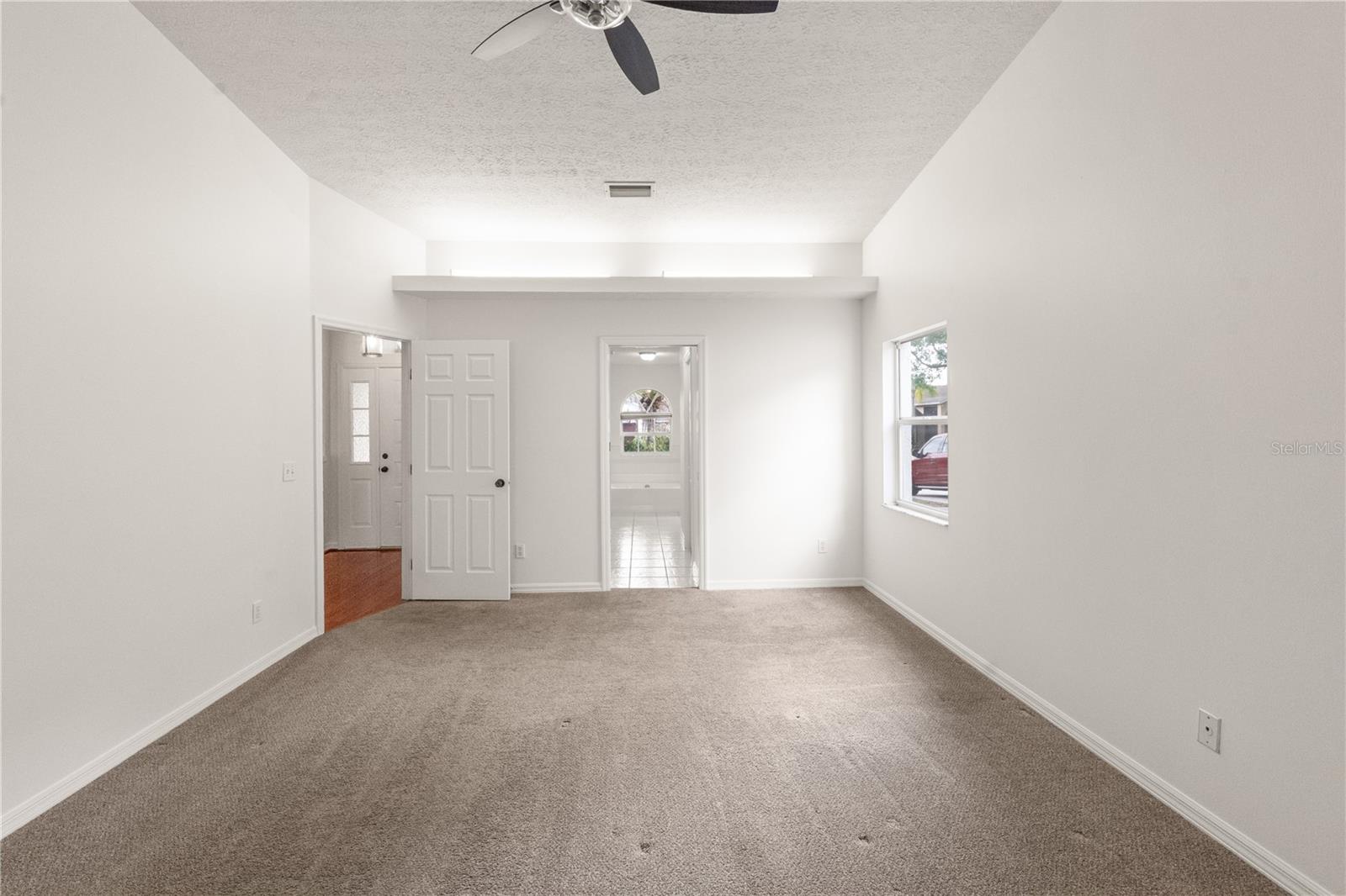 Image 15 of 36 For 931 Balsamina Drive