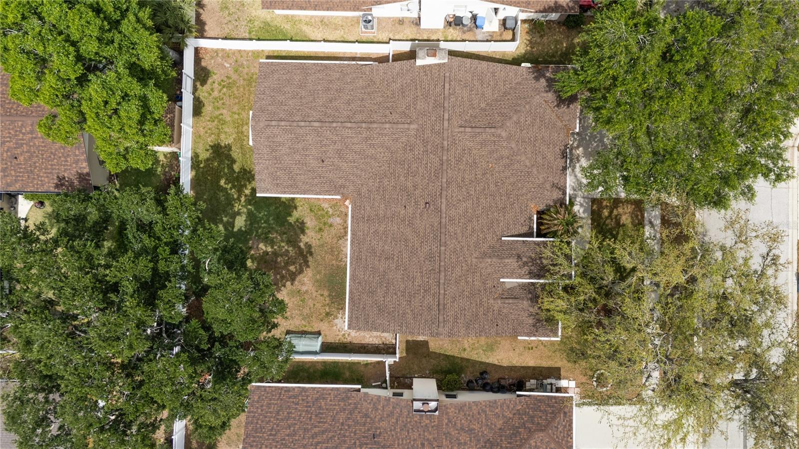 Image 32 of 36 For 931 Balsamina Drive