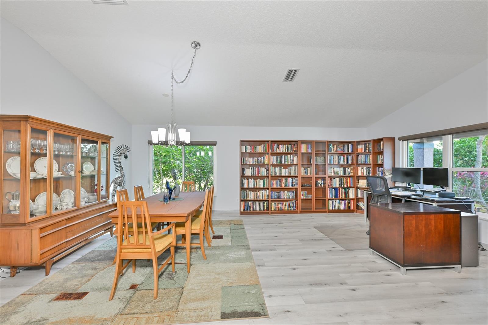 Image 10 of 60 For 4061 Kingsfield Drive