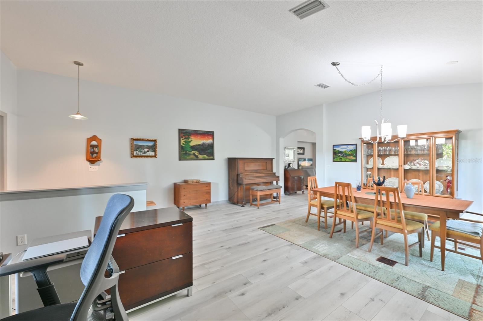 Image 14 of 60 For 4061 Kingsfield Drive
