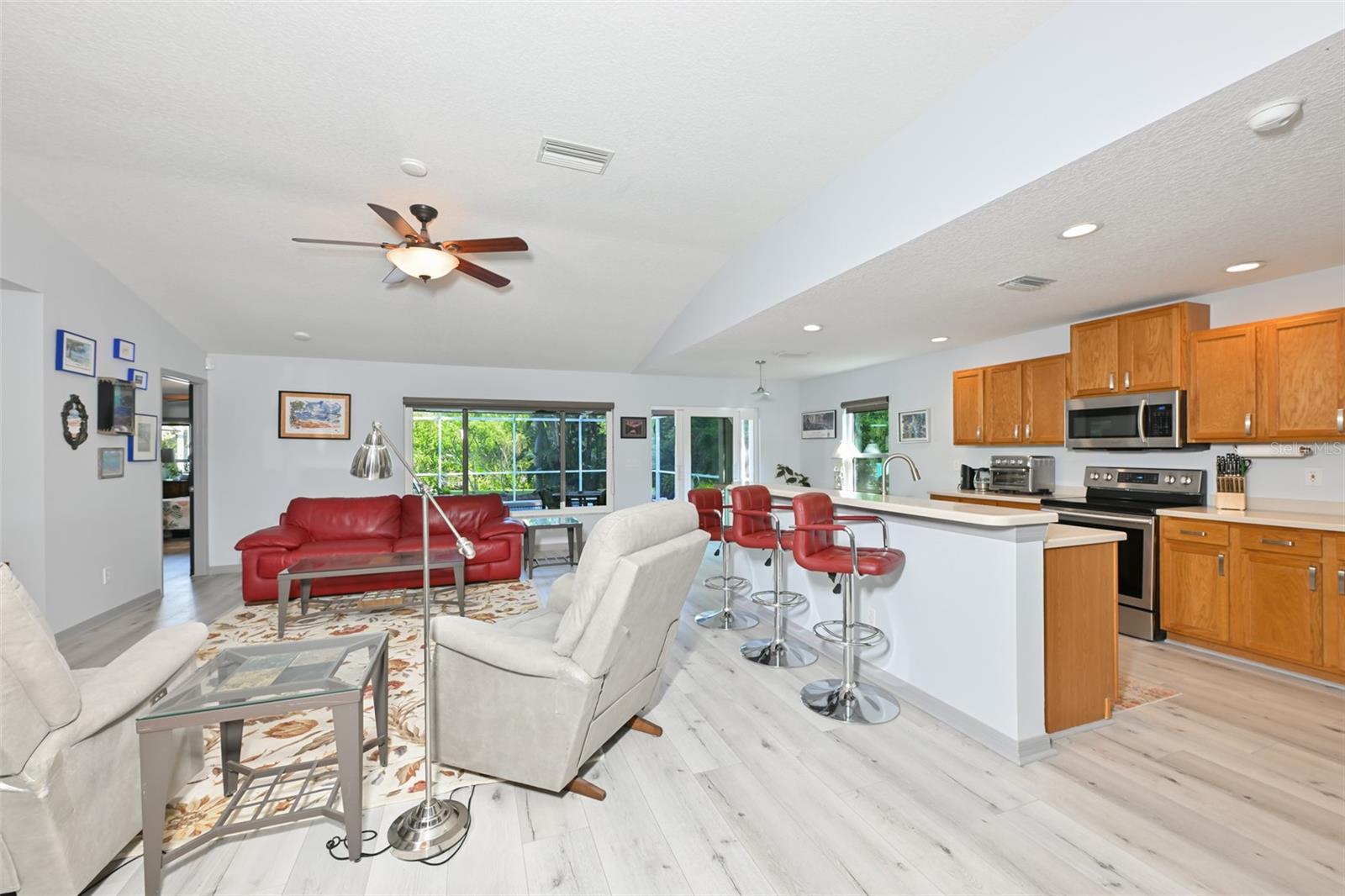 Image 15 of 60 For 4061 Kingsfield Drive