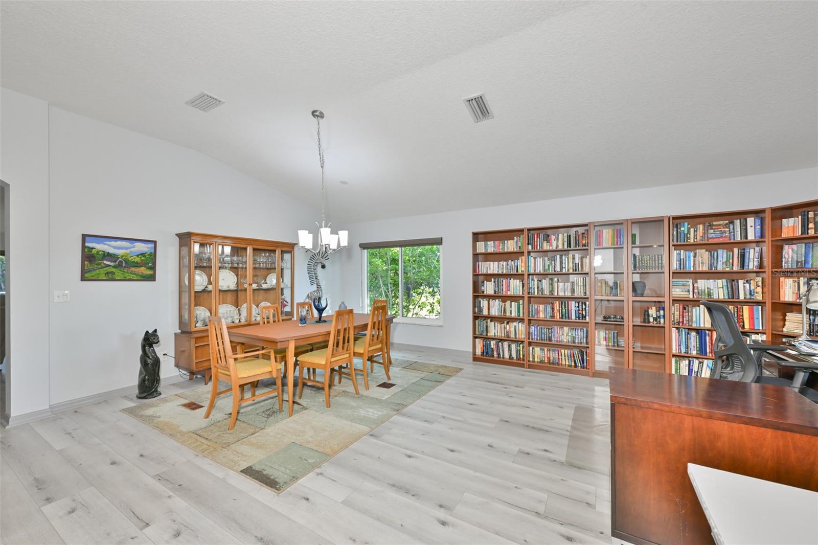 Image 9 of 60 For 4061 Kingsfield Drive