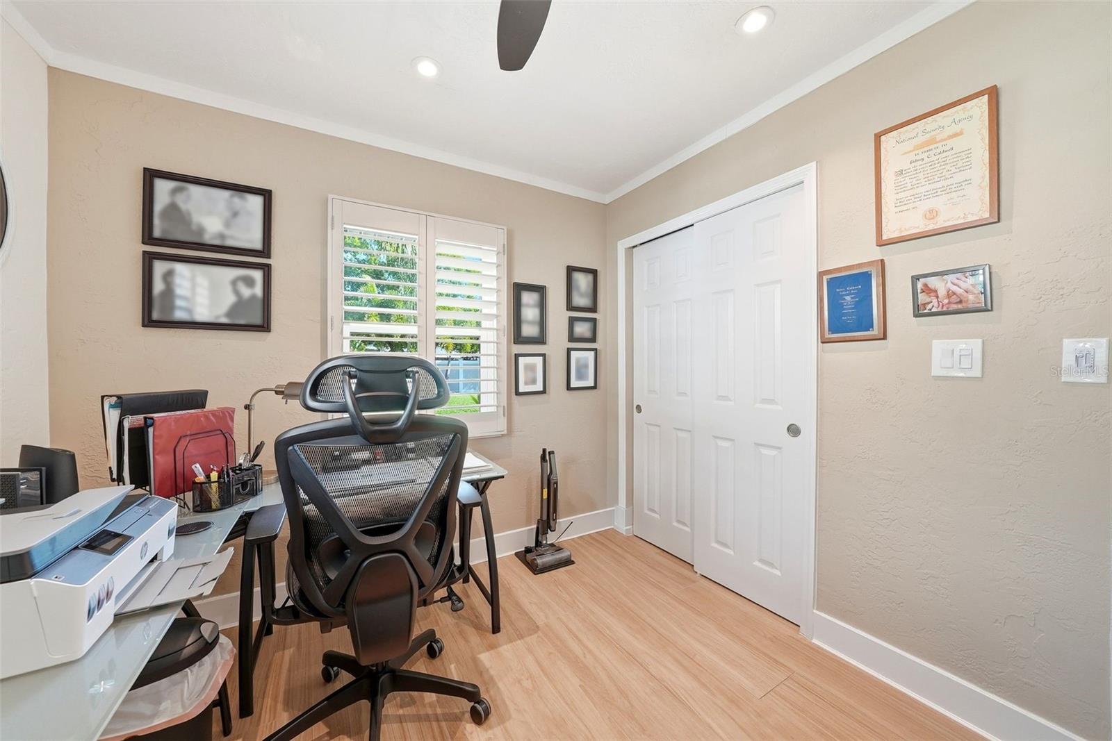 Image 22 of 42 For 471 42nd Avenue Ne