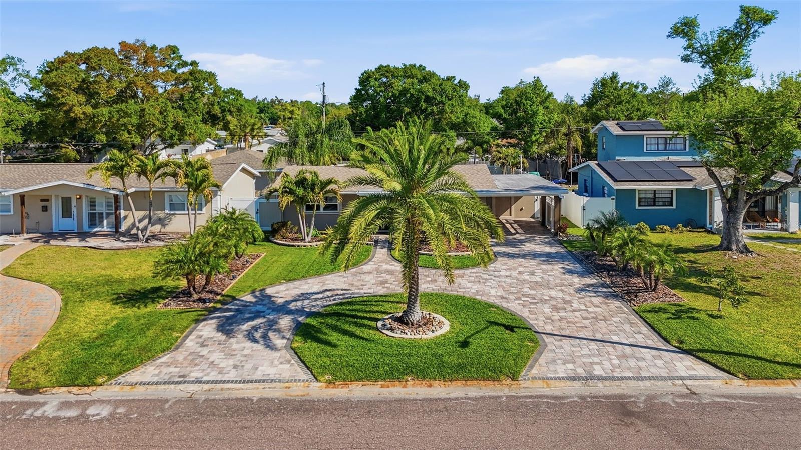 Image 32 of 42 For 471 42nd Avenue Ne