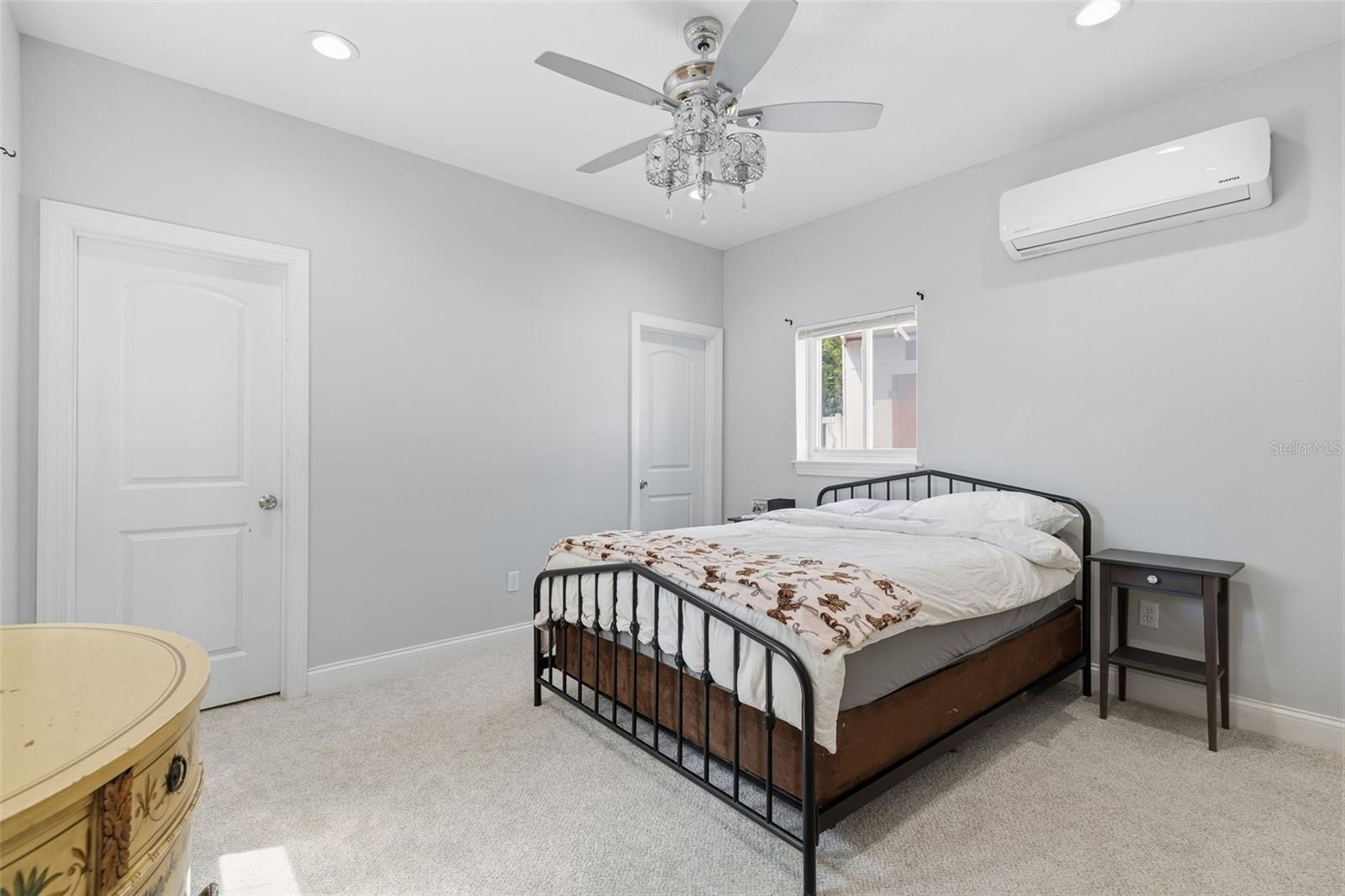 Image 14 of 25 For 4718 22nd Street N