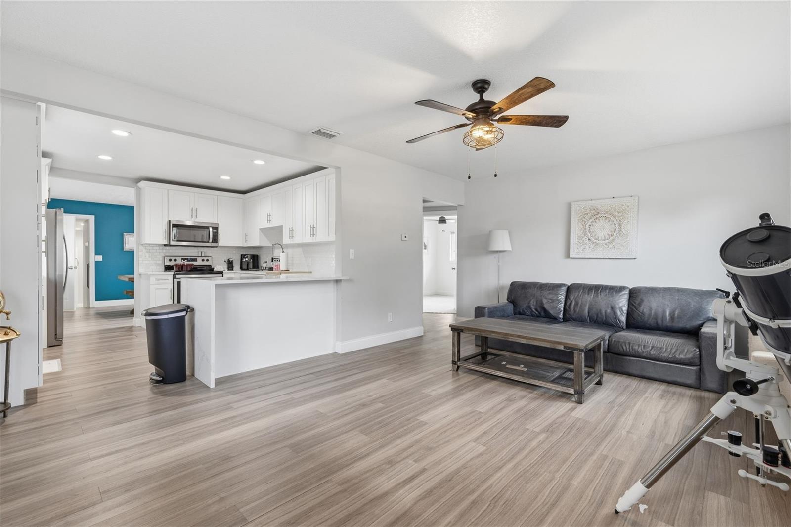 Image 4 of 25 For 4718 22nd Street N