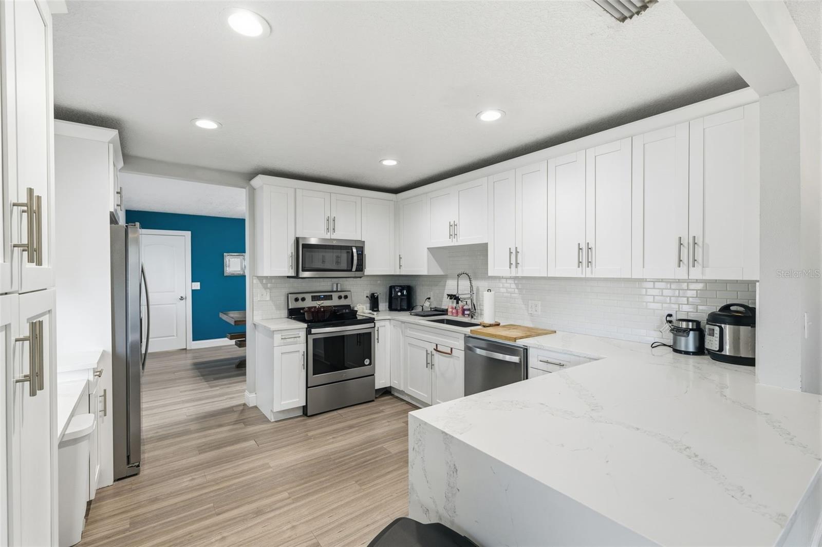 Image 7 of 25 For 4718 22nd Street N