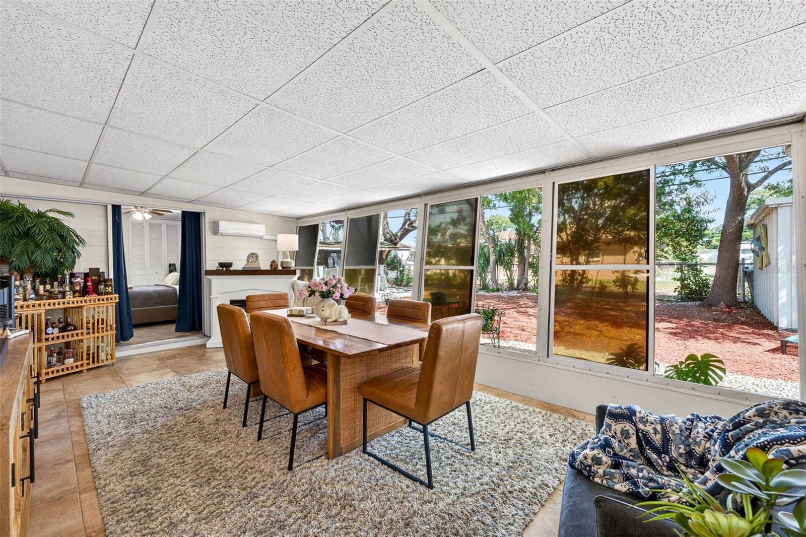 Image 21 of 52 For 9925 47th Avenue N