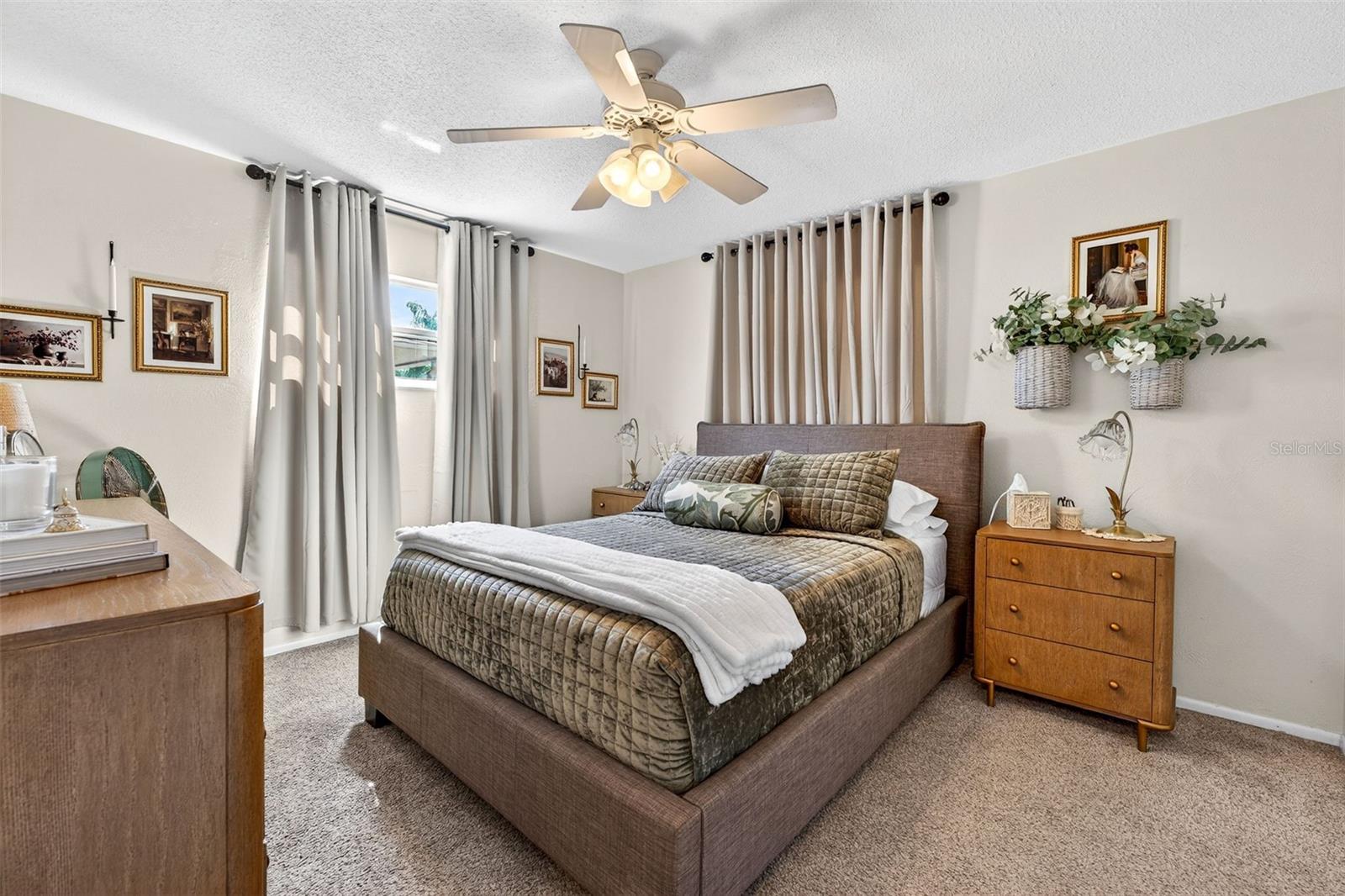 Image 25 of 52 For 9925 47th Avenue N