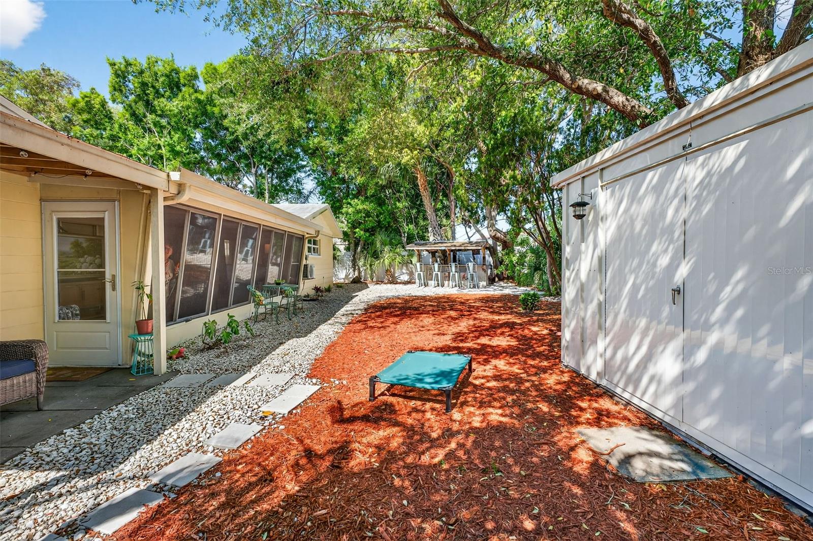 Image 39 of 52 For 9925 47th Avenue N