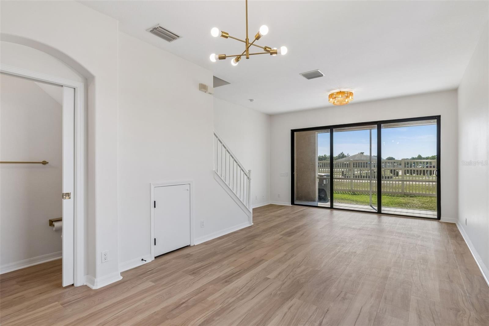 Image 20 of 77 For 6054 54th Street N