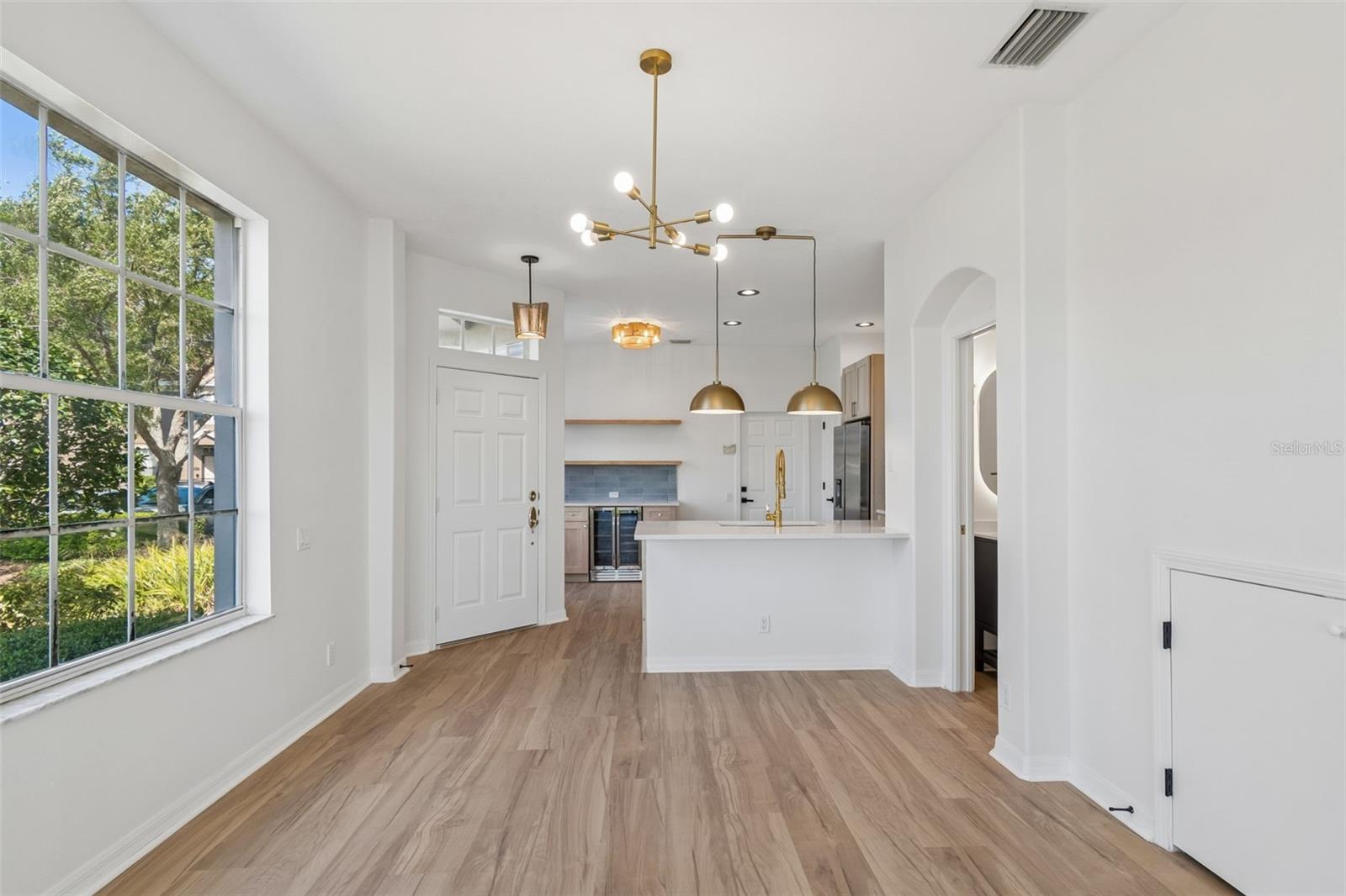 Image 23 of 77 For 6054 54th Street N