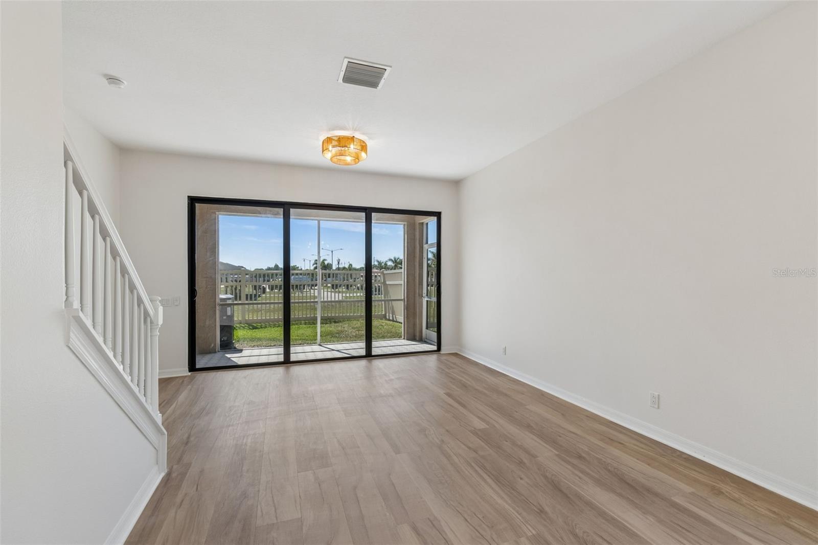 Image 26 of 77 For 6054 54th Street N