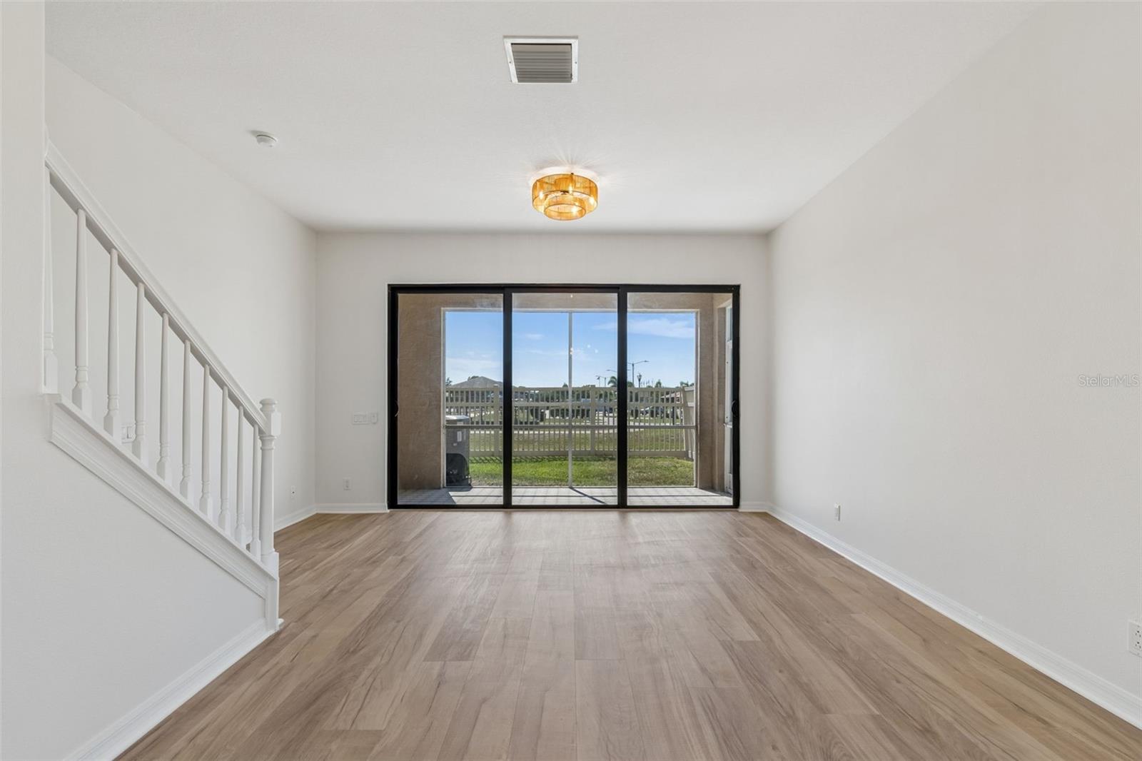 Image 27 of 77 For 6054 54th Street N