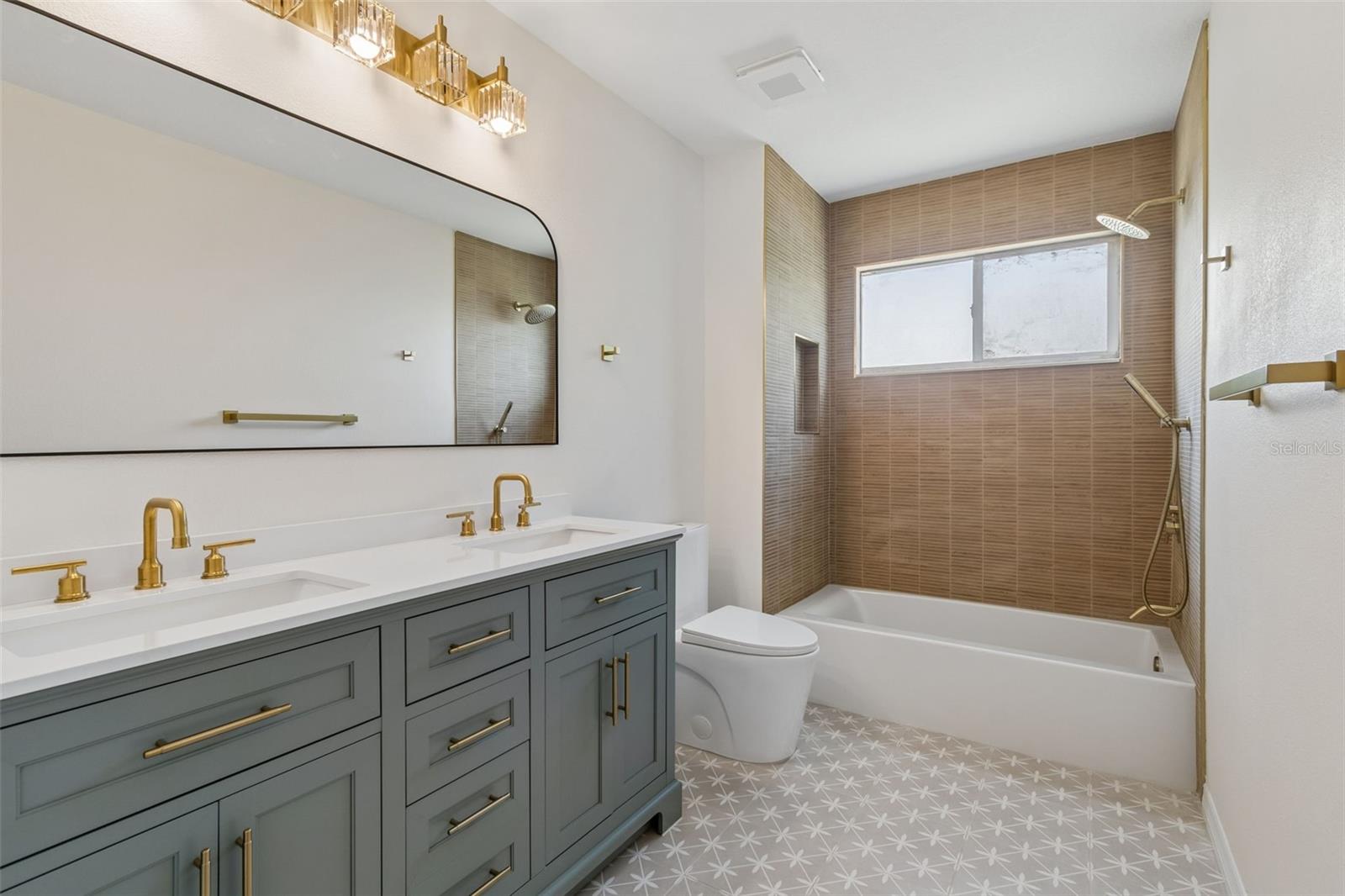 Image 53 of 77 For 6054 54th Street N