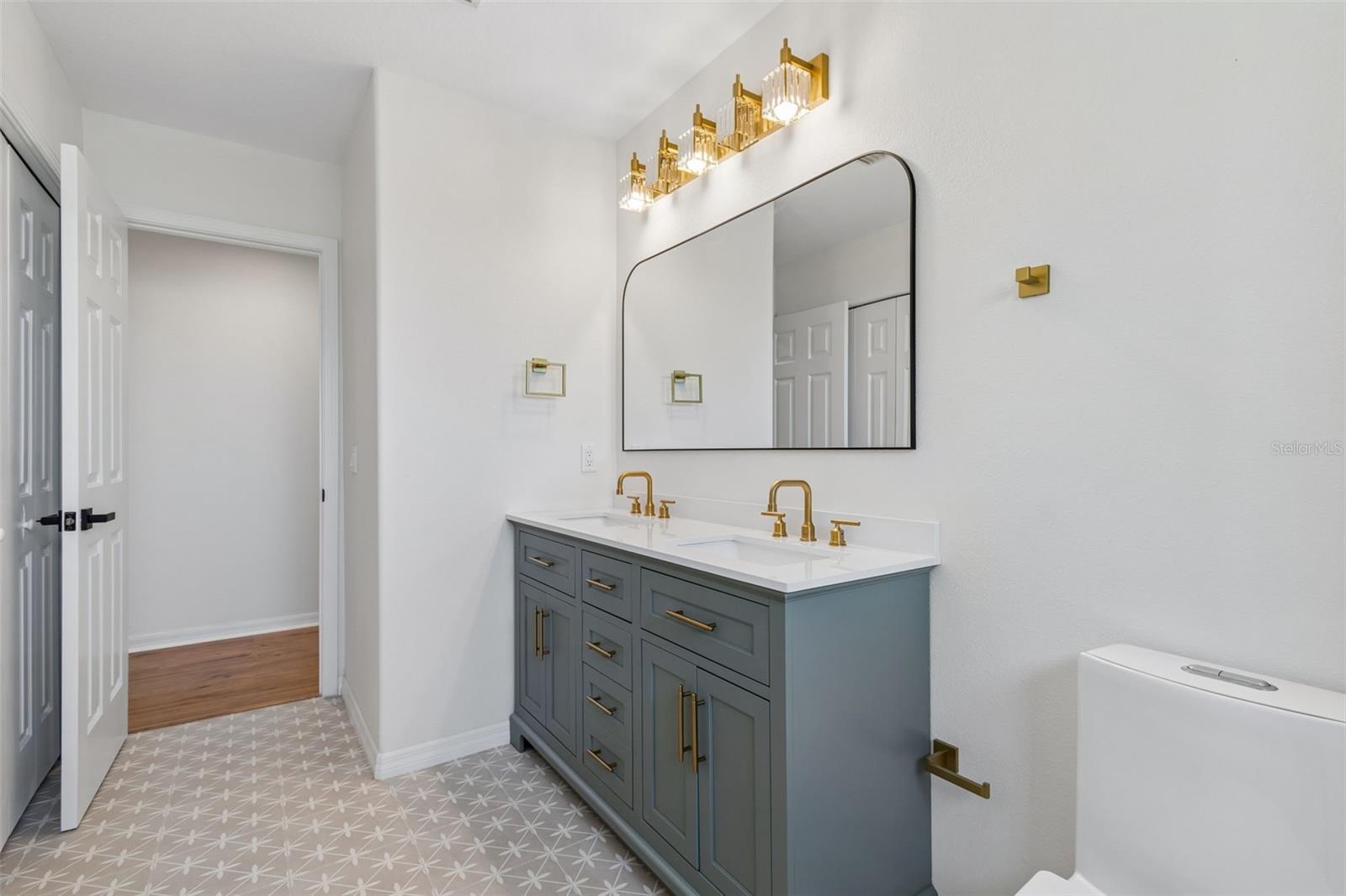 Image 55 of 77 For 6054 54th Street N