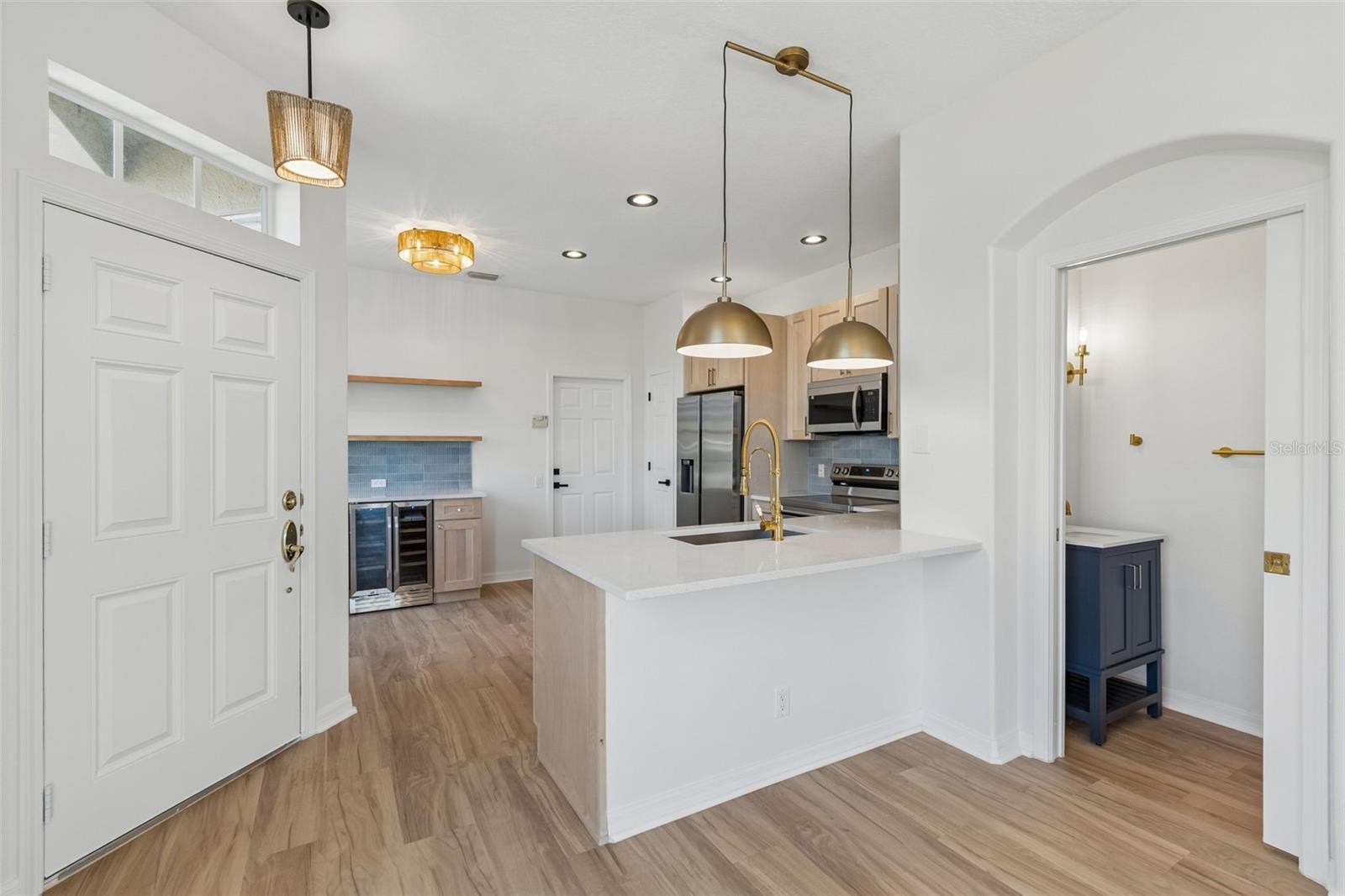 Image 9 of 77 For 6054 54th Street N