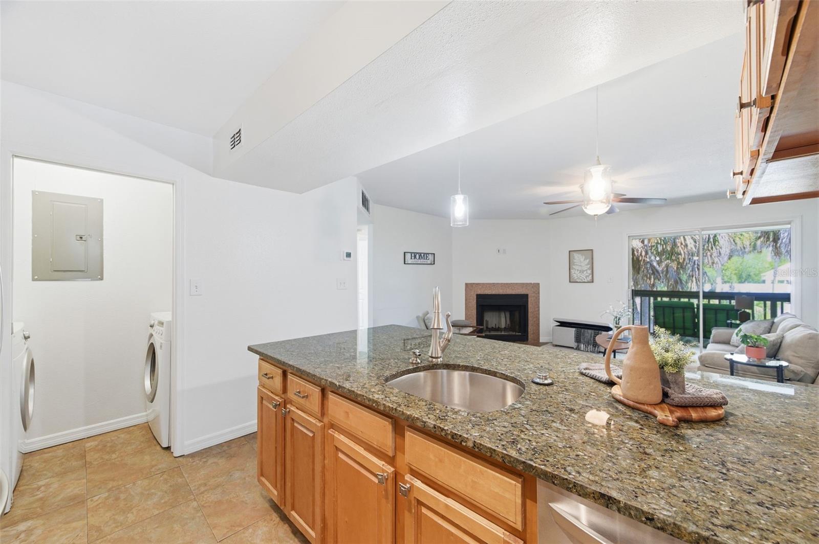 Listing photo id 9 for 9100 Dr Martin Luther King Jr Street N 120