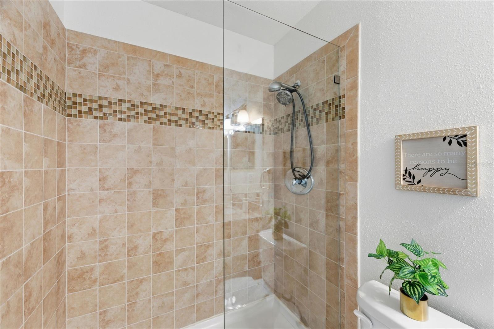 Listing photo id 16 for 9100 Dr Martin Luther King Jr Street N 120