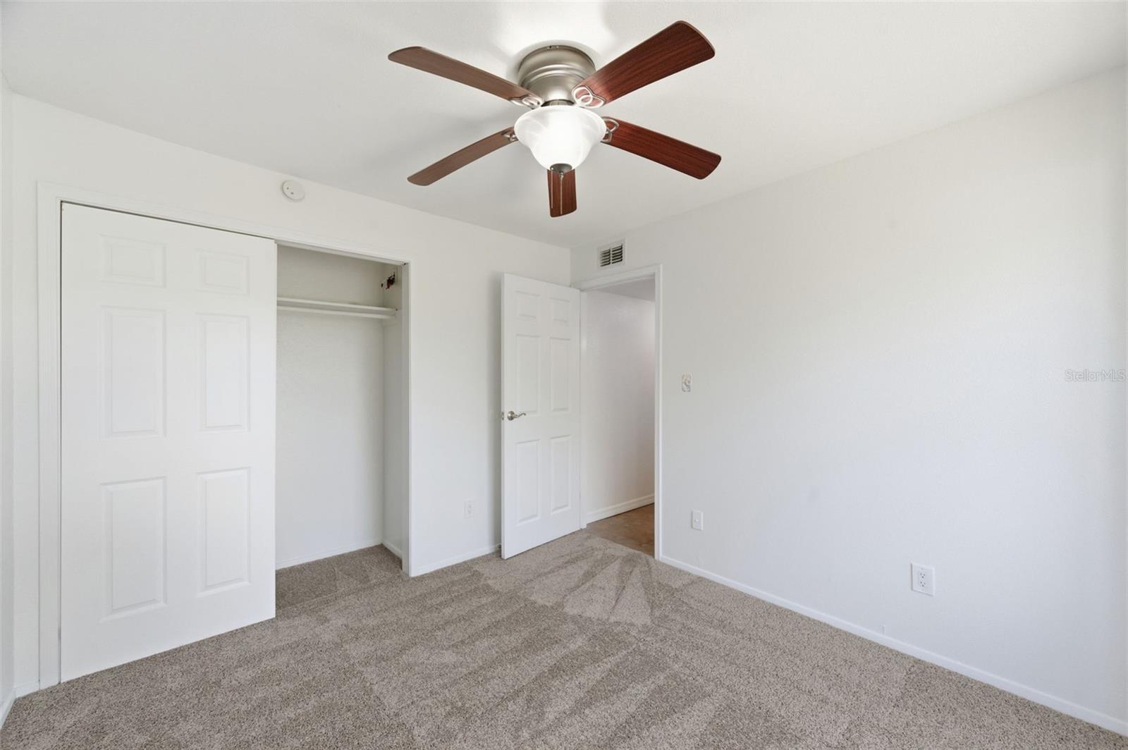 Listing photo id 25 for 9100 Dr Martin Luther King Jr Street N 120