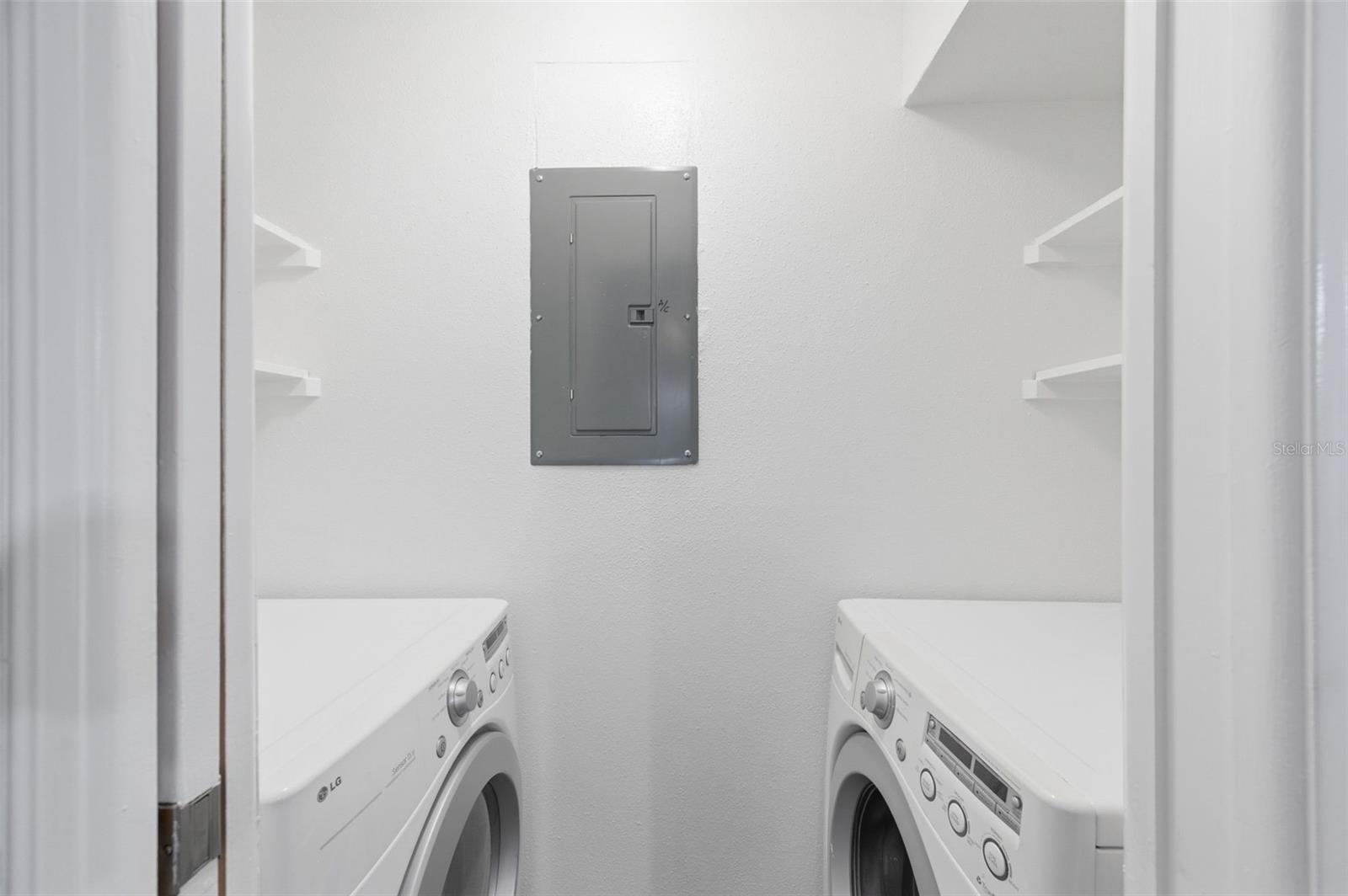 Listing photo id 28 for 9100 Dr Martin Luther King Jr Street N 120