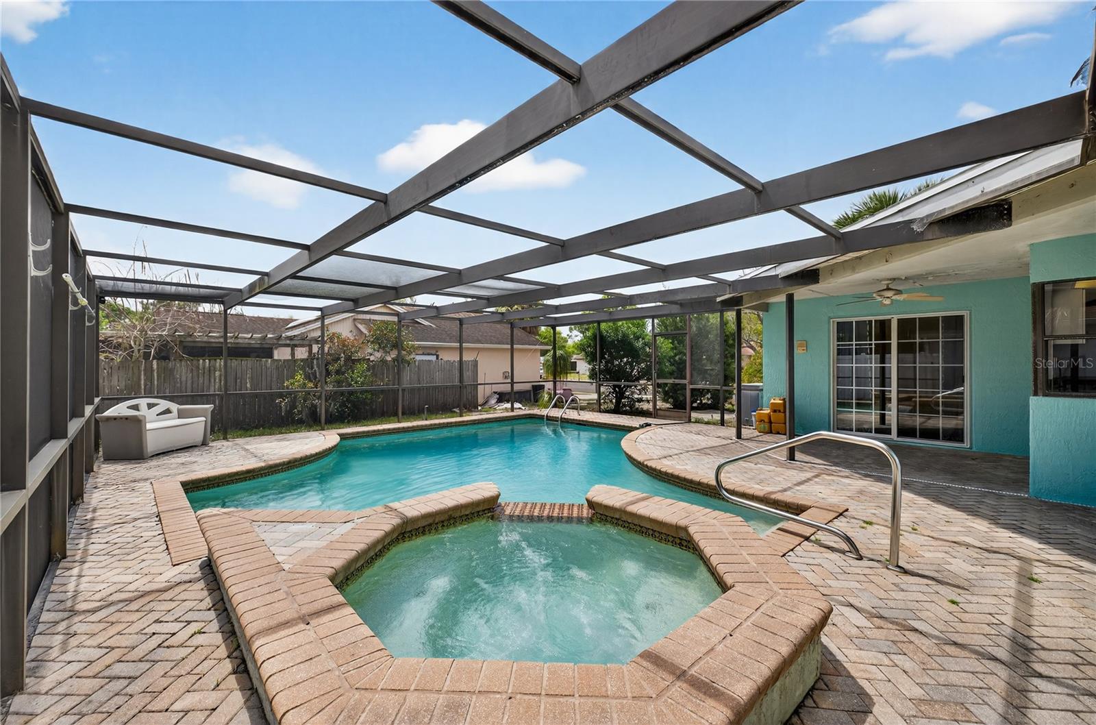 Image 19 of 23 For 7226 Bramblewood Drive