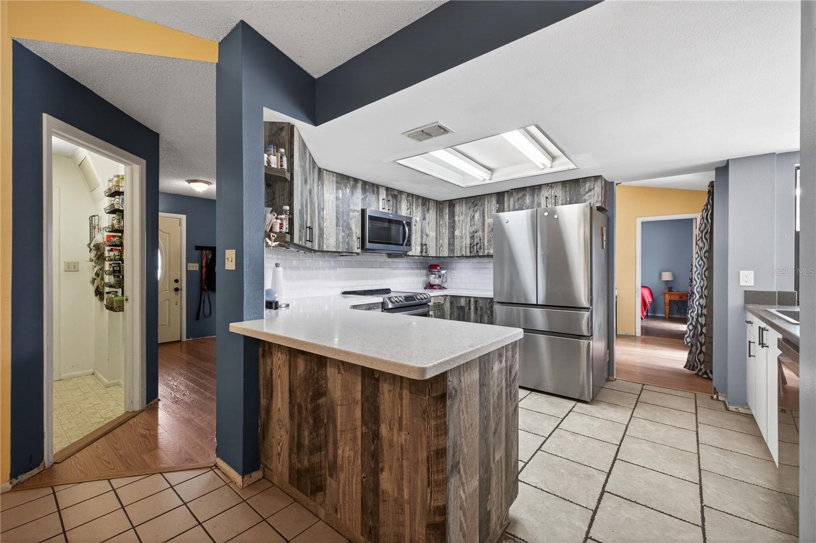 Image 5 of 23 For 7226 Bramblewood Drive