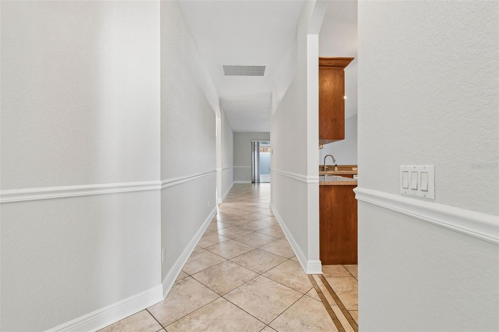 Image 11 of 86 For 1208 Dr Ml King Jr Street N