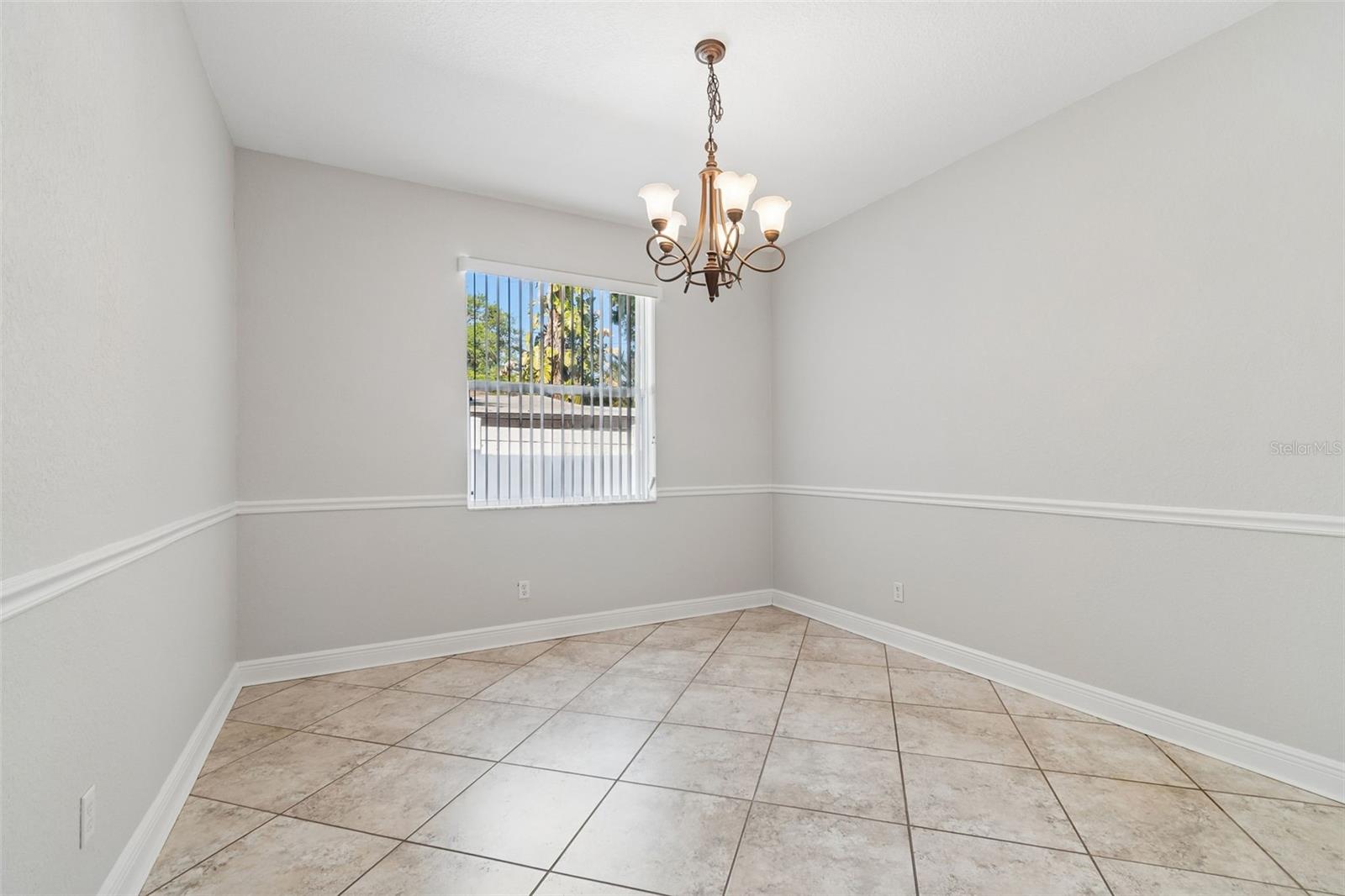 Image 30 of 86 For 1208 Dr Ml King Jr Street N