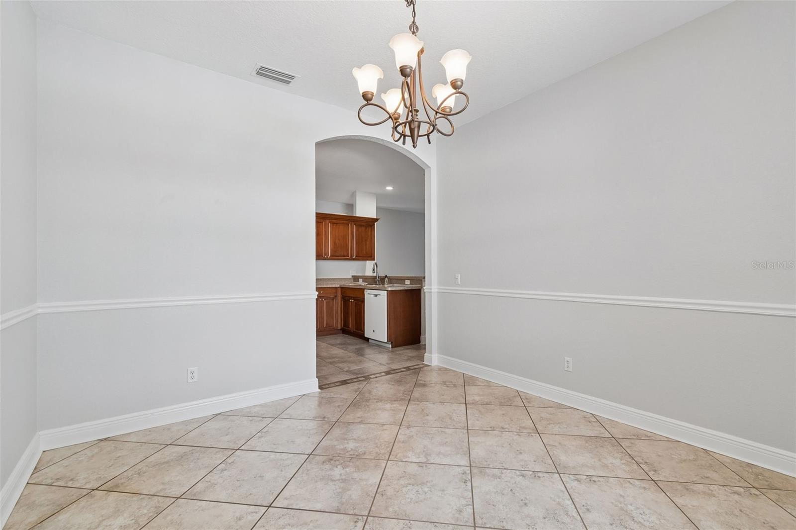 Image 32 of 86 For 1208 Dr Ml King Jr Street N