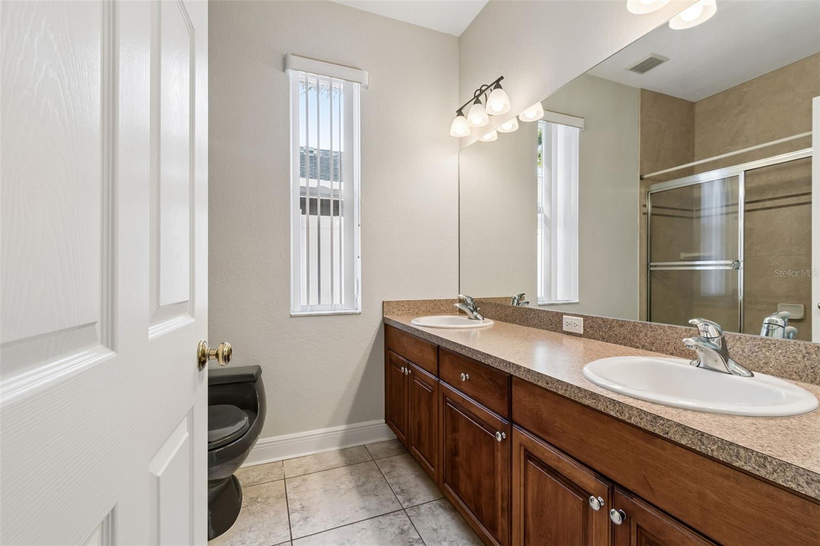 Image 52 of 86 For 1208 Dr Ml King Jr Street N