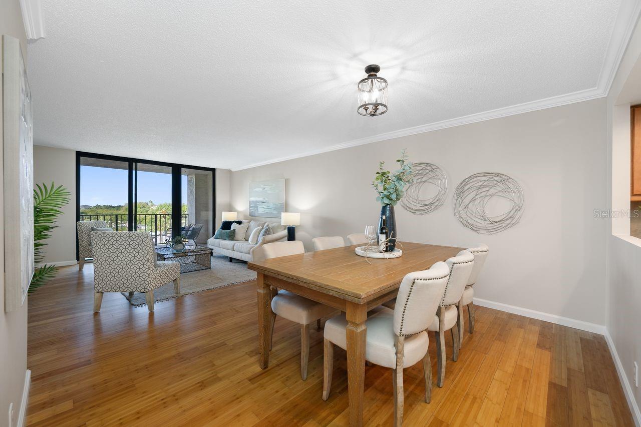 Image 12 of 38 For 100 Oakmont Lane 402