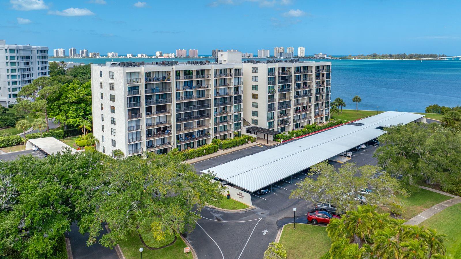 Image 2 of 38 For 100 Oakmont Lane 402