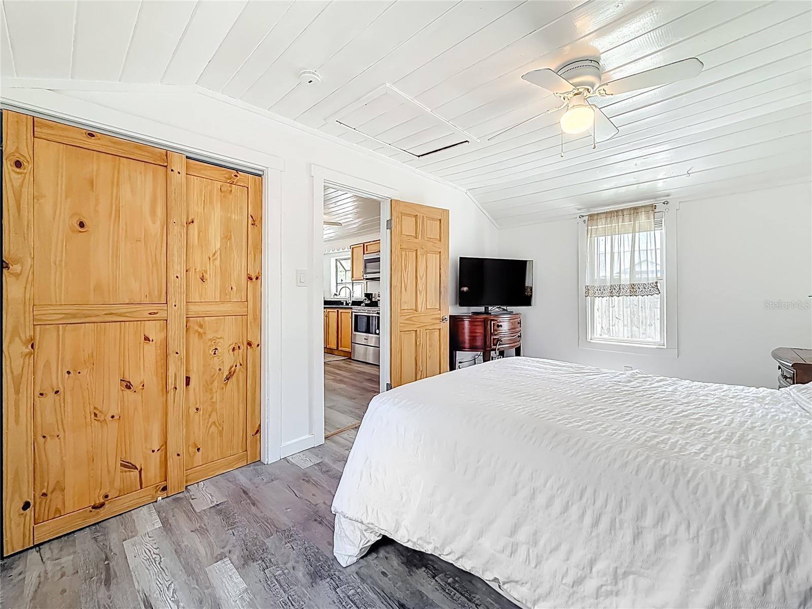 Image 20 of 56 For 129 94th Avenue