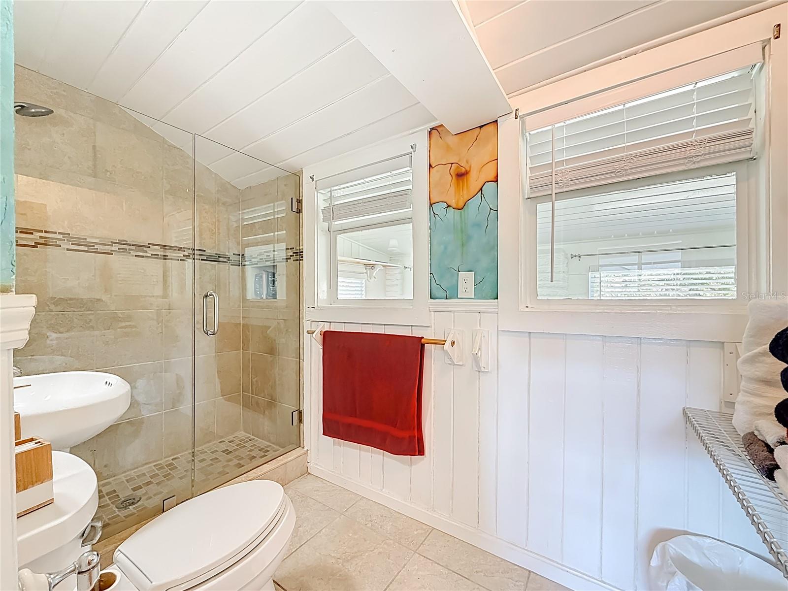 Image 24 of 56 For 129 94th Avenue