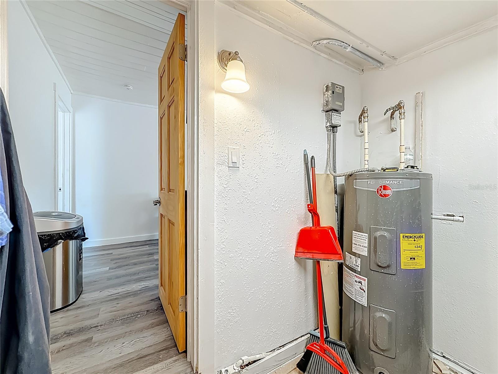 Image 27 of 56 For 129 94th Avenue