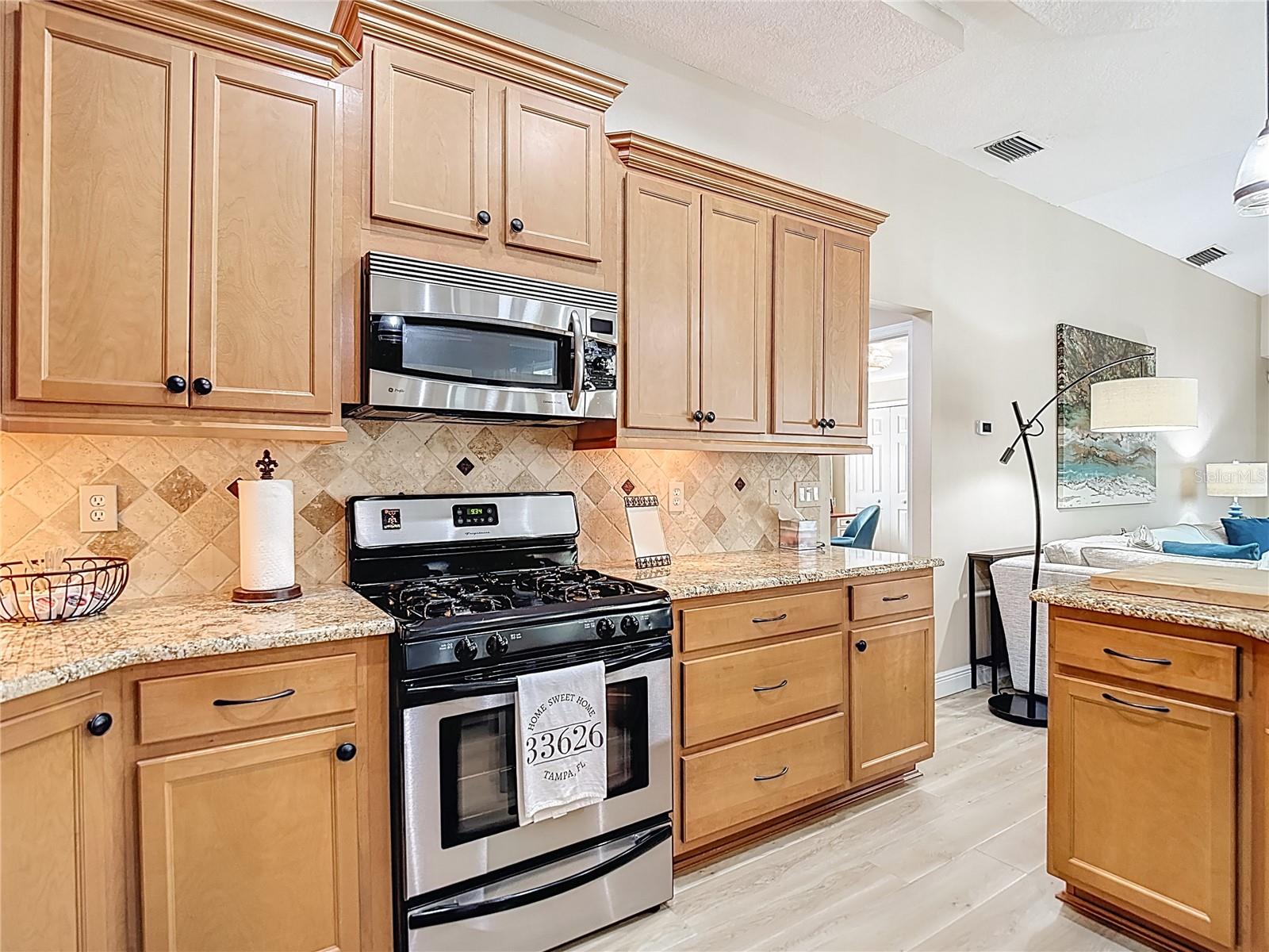 Image 20 of 58 For 9906 Bennington Drive