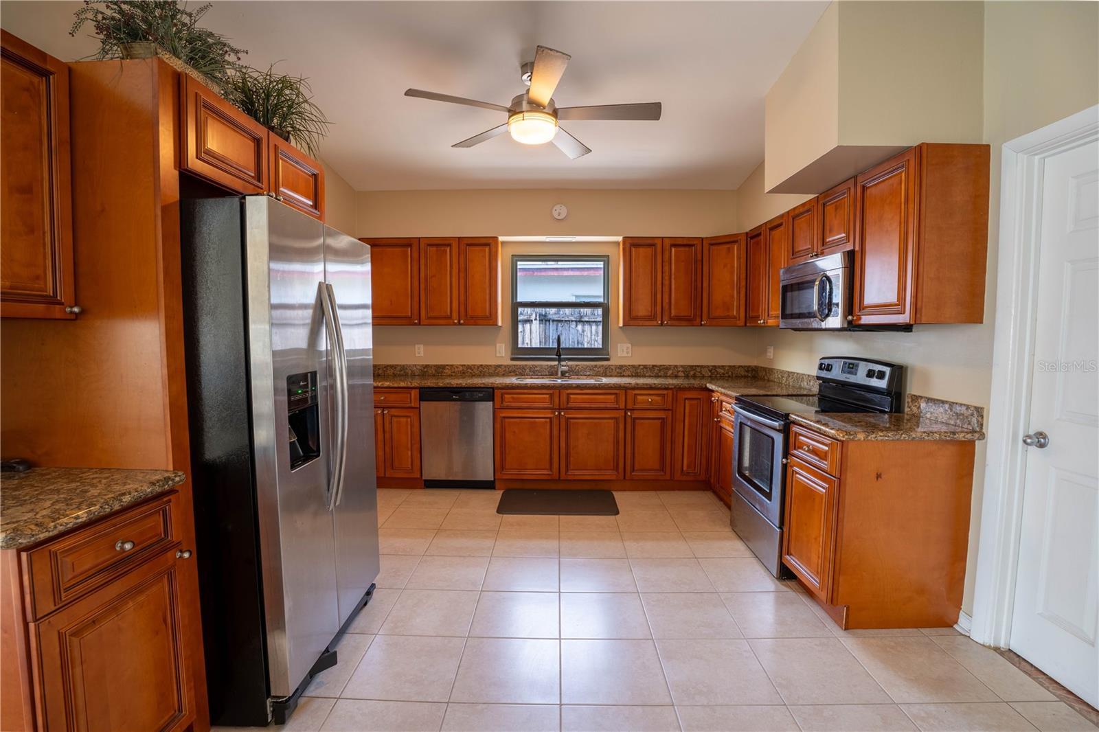 Image 10 of 45 For 12425 136th Lane