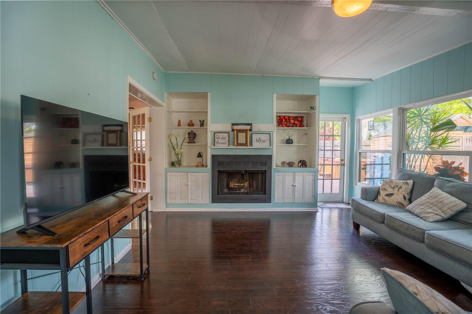 Image 12 of 45 For 12425 136th Lane