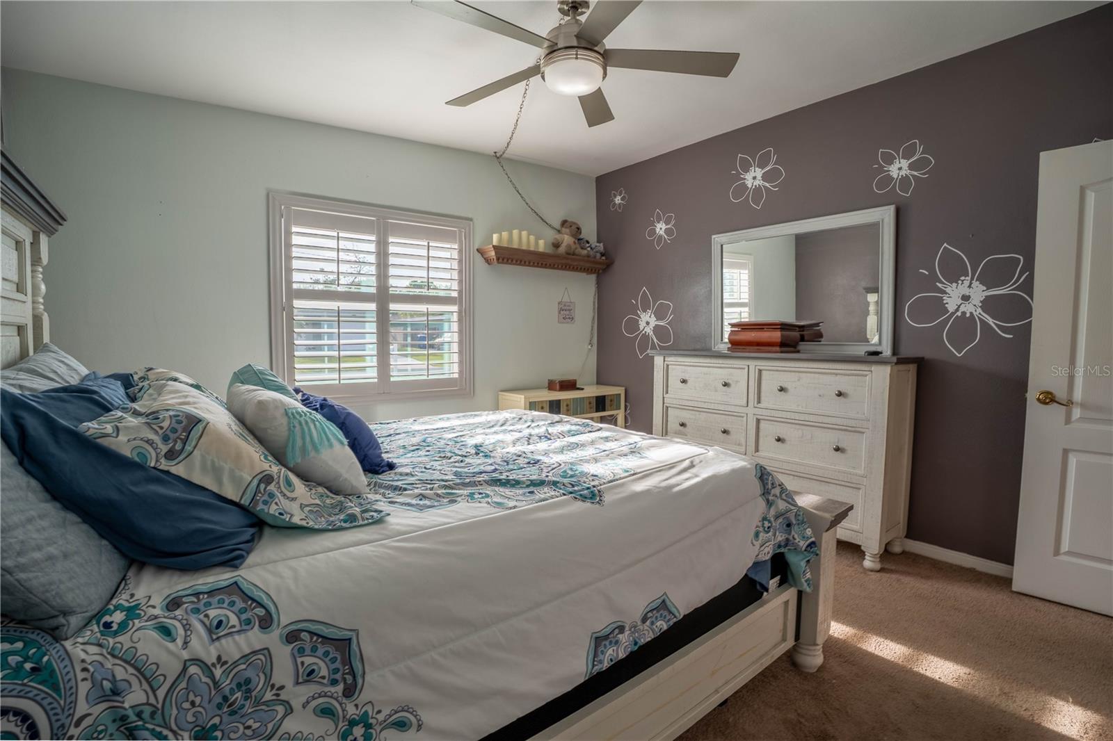 Image 22 of 45 For 12425 136th Lane