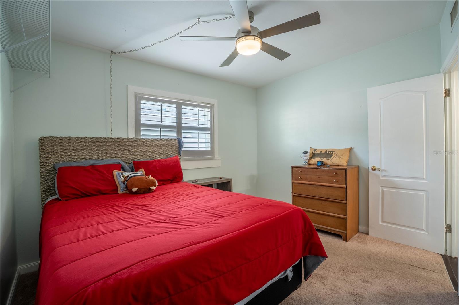 Image 32 of 45 For 12425 136th Lane