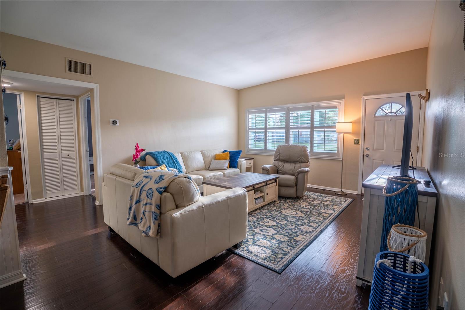 Image 6 of 45 For 12425 136th Lane